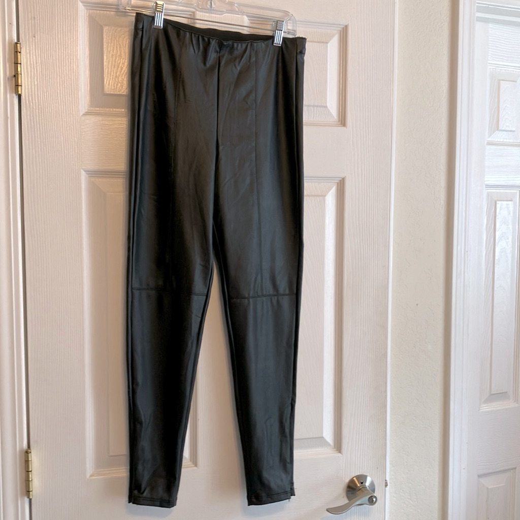 Love Tree Women’s Stretchy Pleather Lined Black Leggings Pants Zip Ankle S
